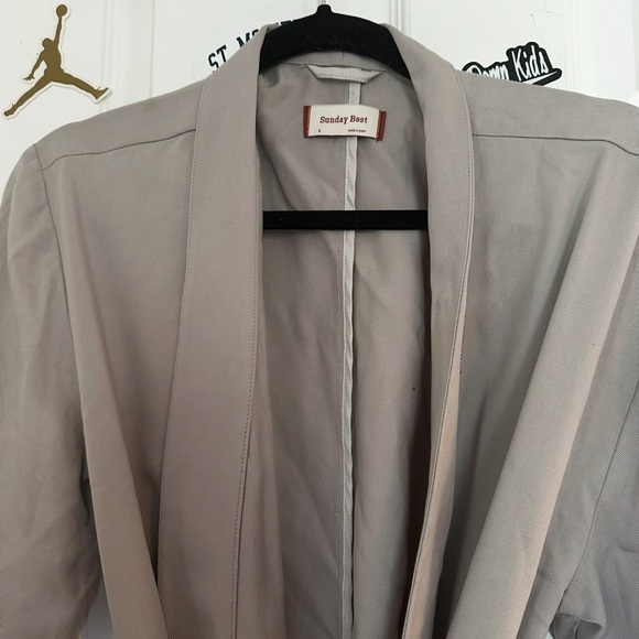 Sunday Best Robe Tie Blazer - Picture 5 of 5